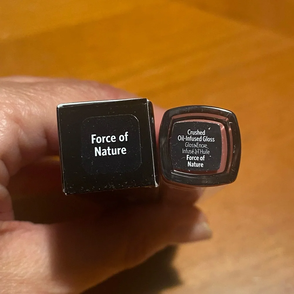 Bobbi Brown Crushed Oil-Infused Gloss Force of Nature Lip Gloss
